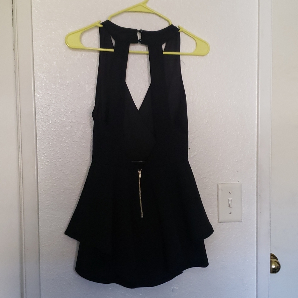 Romper - Picture 2 of 4